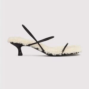 St. Agni‎ Shearling Kitten Heel